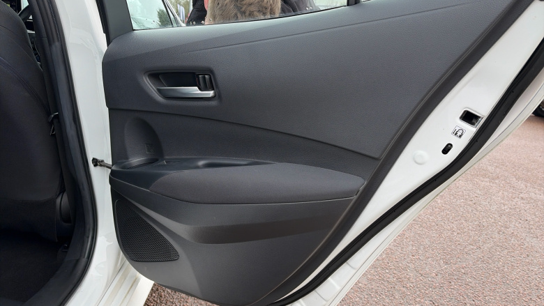 Toyota Corolla 1.8 VVT-i Hybrid Icon Tech 5dr CVT Hybrid Hatchback